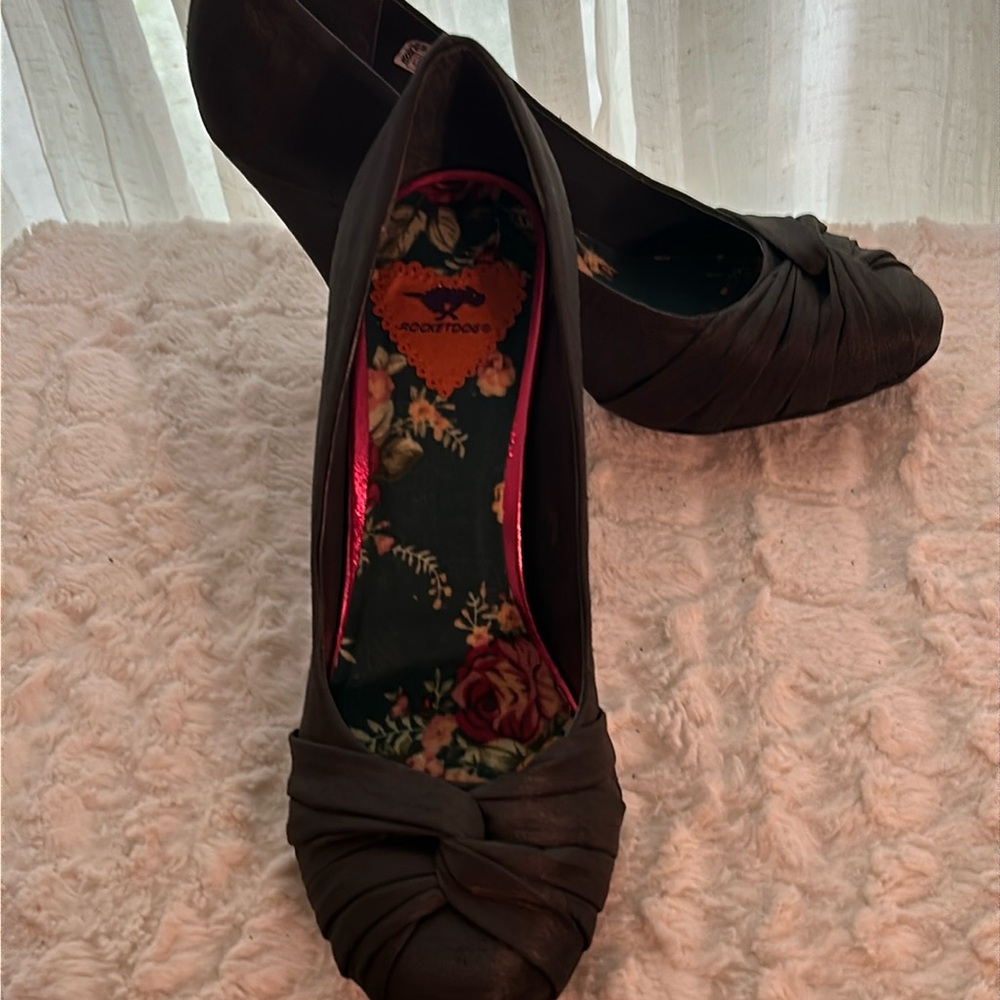 New Knotted Silk Heels